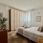 Apartment Casa Paola' Mit Meerblick- Starlink Internet By Interhome *