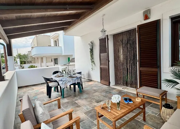 Apartment Casa Paola' Mit Meerblick- Starlink Internet By Interhome