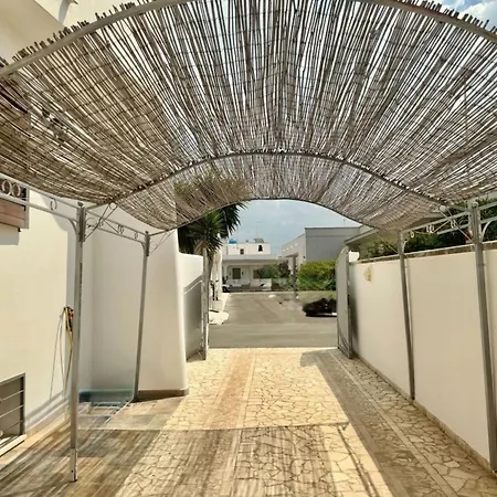 Apartament Casa Paola' Mit Meerblick- Starlink Internet By Interhome Specchiolla
